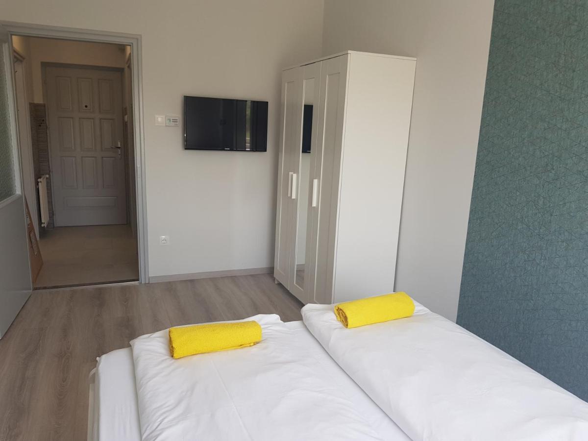 Zoli Apartmanok-Adri Koelcsey 32 ไฮจ์ดุสโซบอสโล ภายนอก รูปภาพ